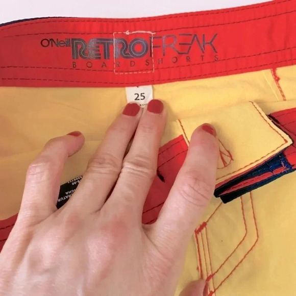 O'Neill Retro freak 16” Board Shorts Boy’s Size 25 - Picture 5 of 10